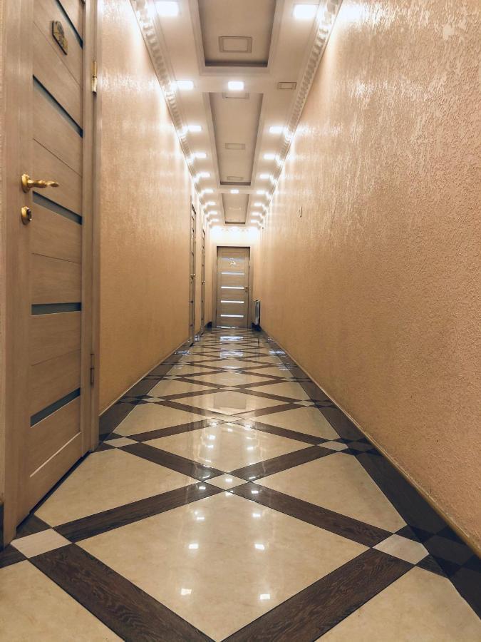 Imperial Hotel Uman Exterior photo
